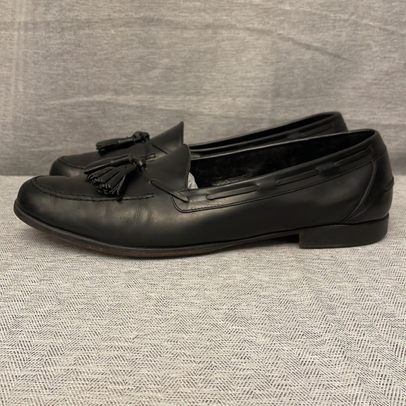 Salvatore Ferragamo Slip On Tassle Leather Loafers with original shoe box very n - Picture 3 of 12